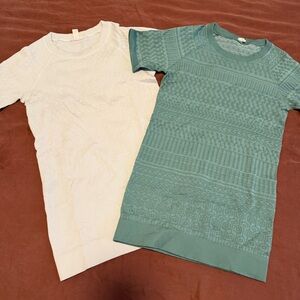 lululemon athletica Teal and white Short Sleeve Tees
